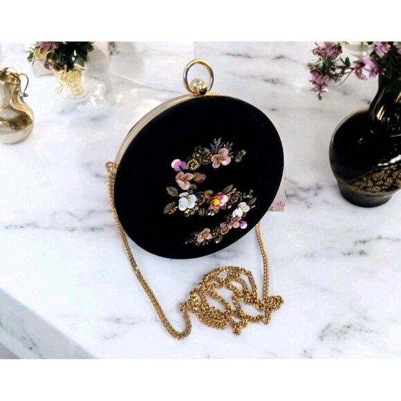 New Embroidered Letter S Round Velvet Clutch Beads Sequins Handmade Evening Bag - Picture 1 of 4